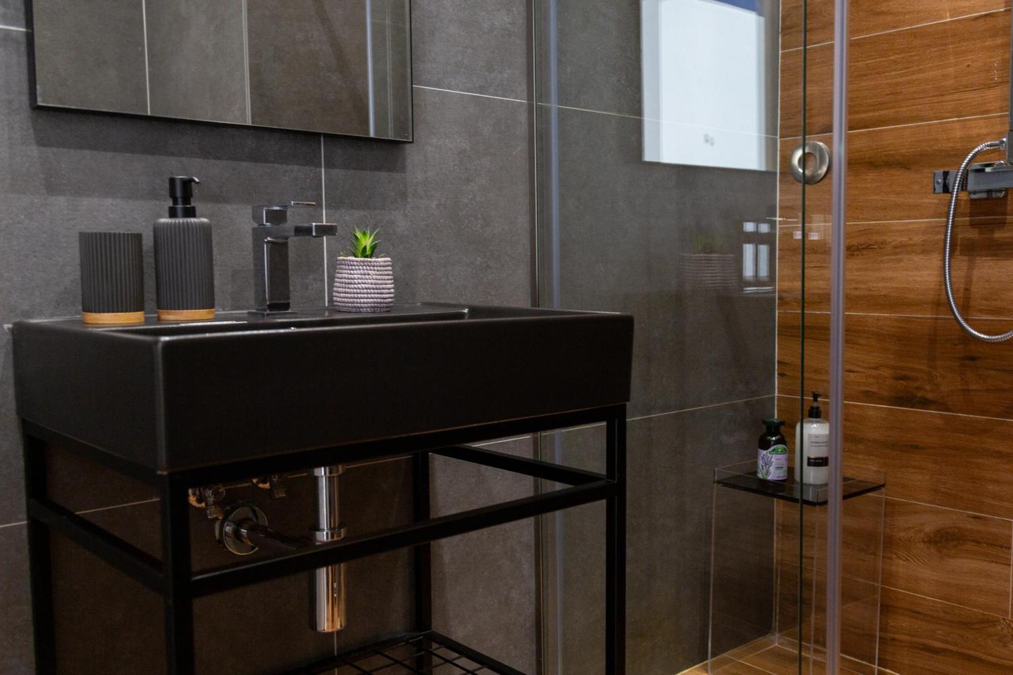 Art Vista Apartment Tiranë Luaran gambar