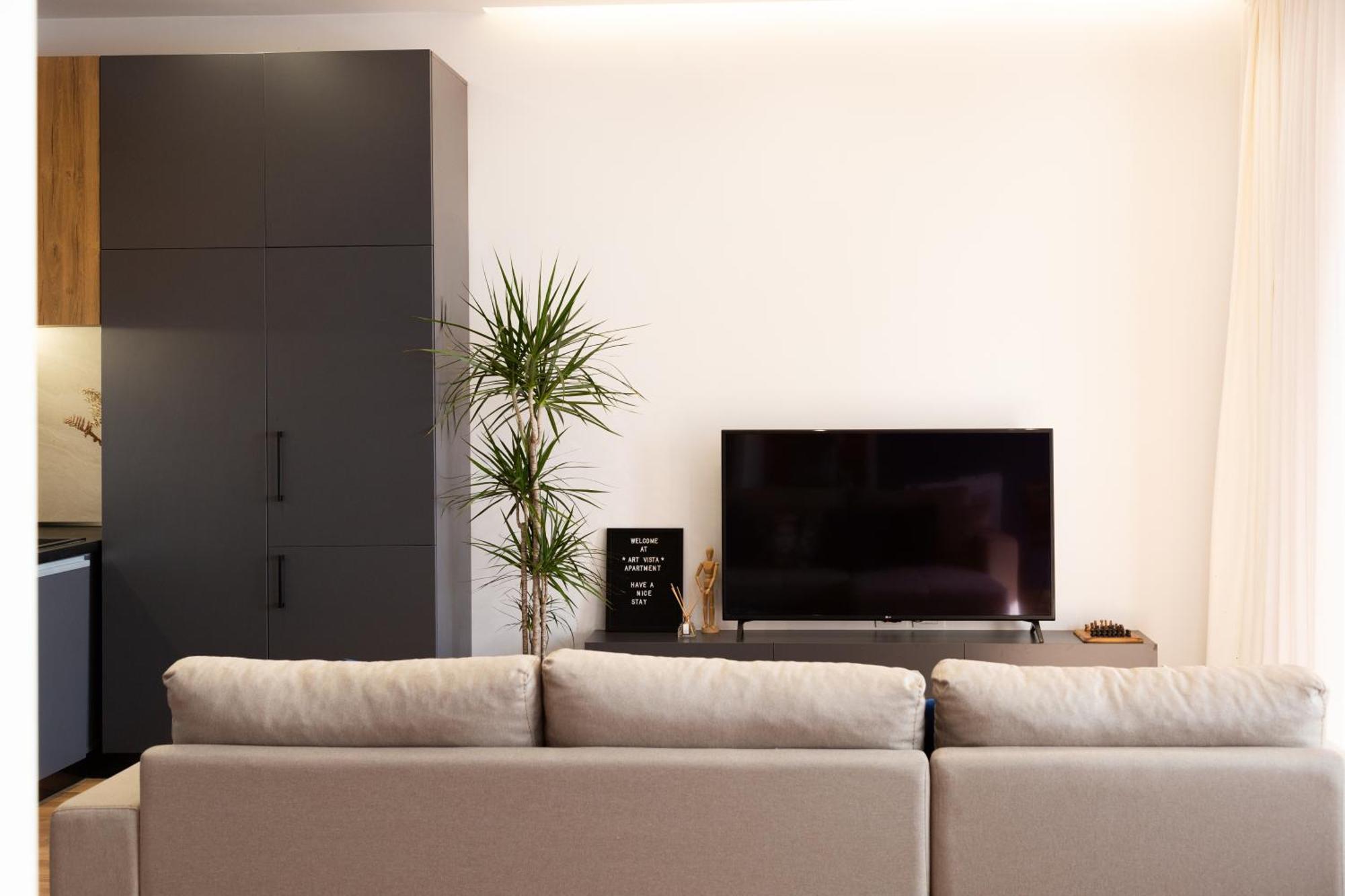 Art Vista Apartment Tiranë Luaran gambar