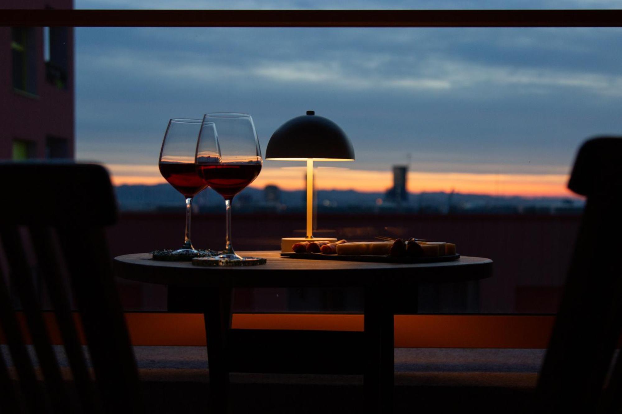 Art Vista Apartment Tiranë Luaran gambar